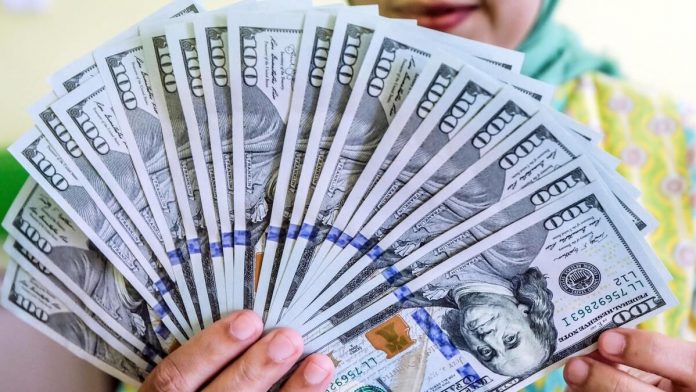 پیش بینی قیمت دلار در ابتدای سال 1400