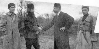 عکس نایاب از سردار جنگلی ( میراز کوچک خان ) در دوران حکومت احمدشاه قاجار0 (0) عکس نایاب از سردار جنگلی ( میراز کوچک خان ) در دوران حکومت احمدشاه قاجار